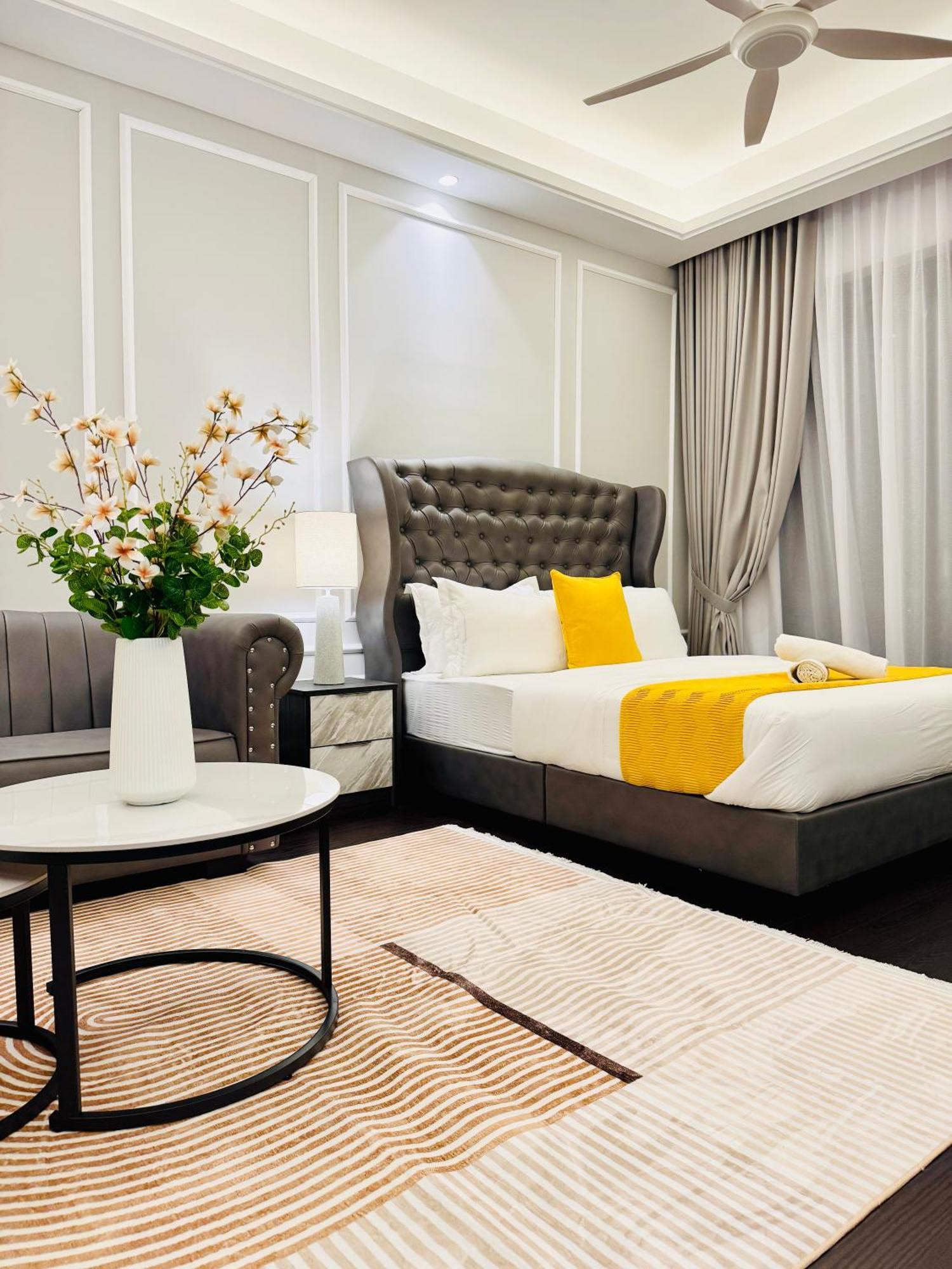 R&F Princess Cove By Homefort Suites Джохор-Бару Экстерьер фото