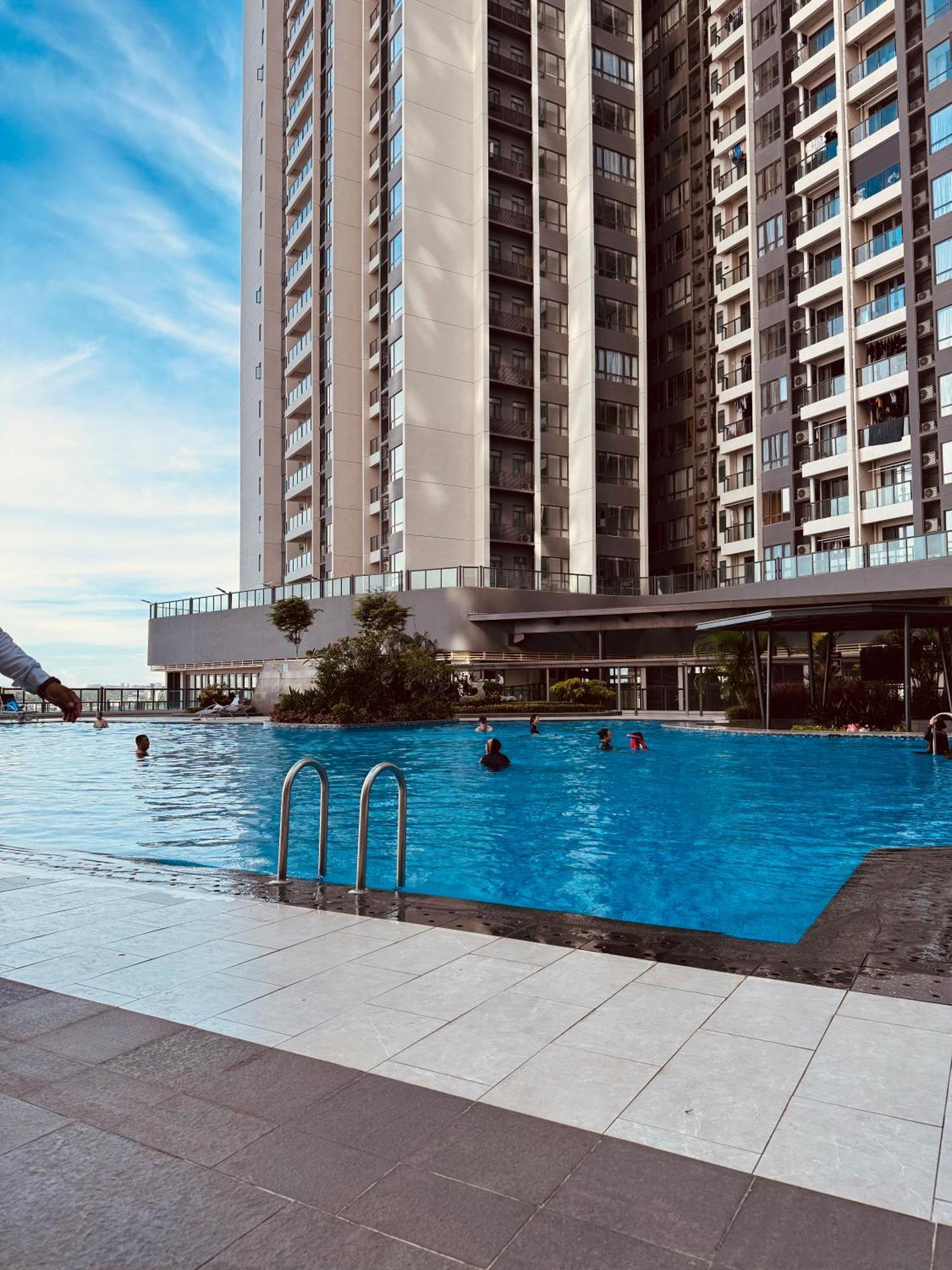 R&F Princess Cove By Homefort Suites Джохор-Бару Экстерьер фото